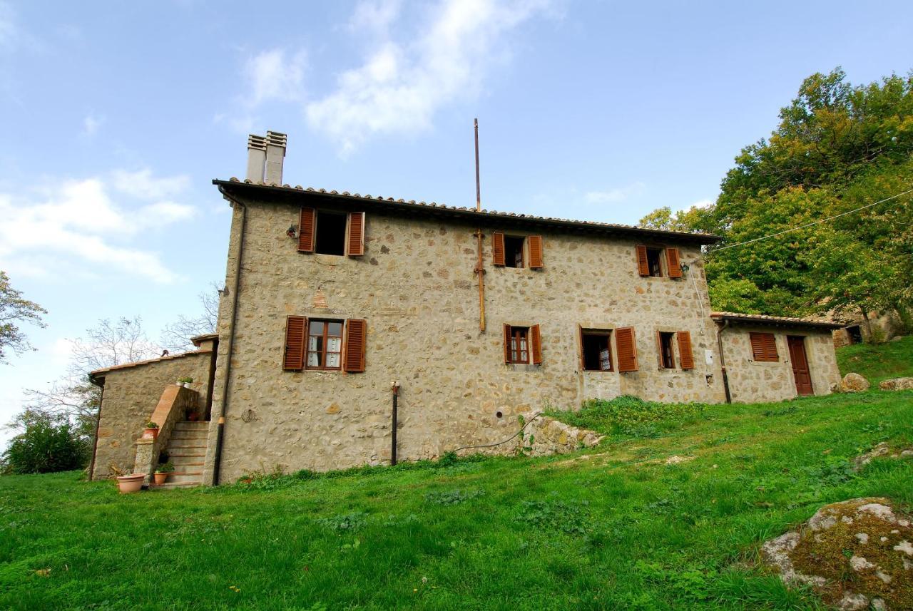 A Stay Surrounded By Greenery - Agriturismo La Piaggia - App 2 Bathrooms Vivo dʼOrcia Exteriér fotografie